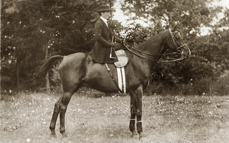 Gertrude Sandars on horseback 1915